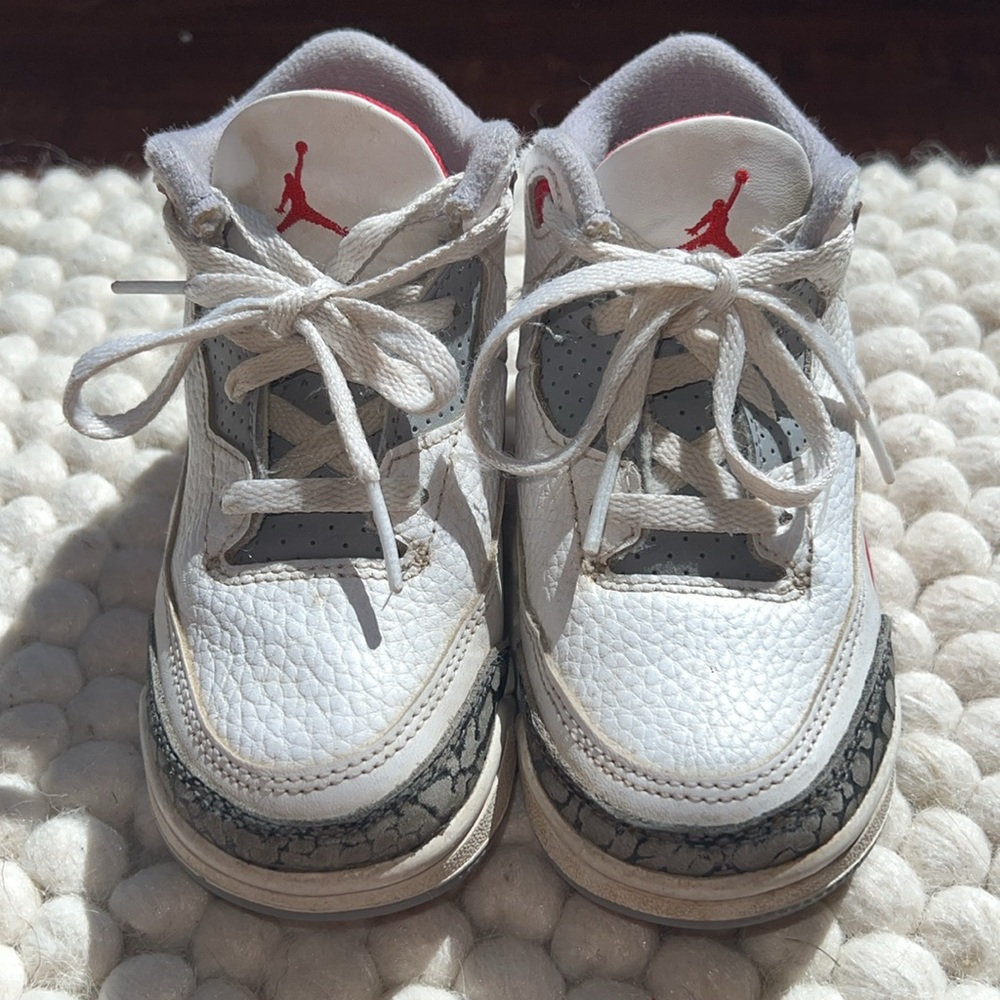 JORDANS NIKE AIR JORDAN 3 Cardinal HI TOPS Basketball Shoes Little Kid size 9C - Picture 5 of 11
